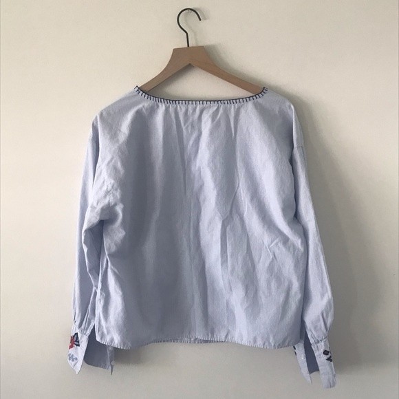 H&M Light Blue Blouse with Floral Embroidery - Size Small/Medium - Picture 3 of 7